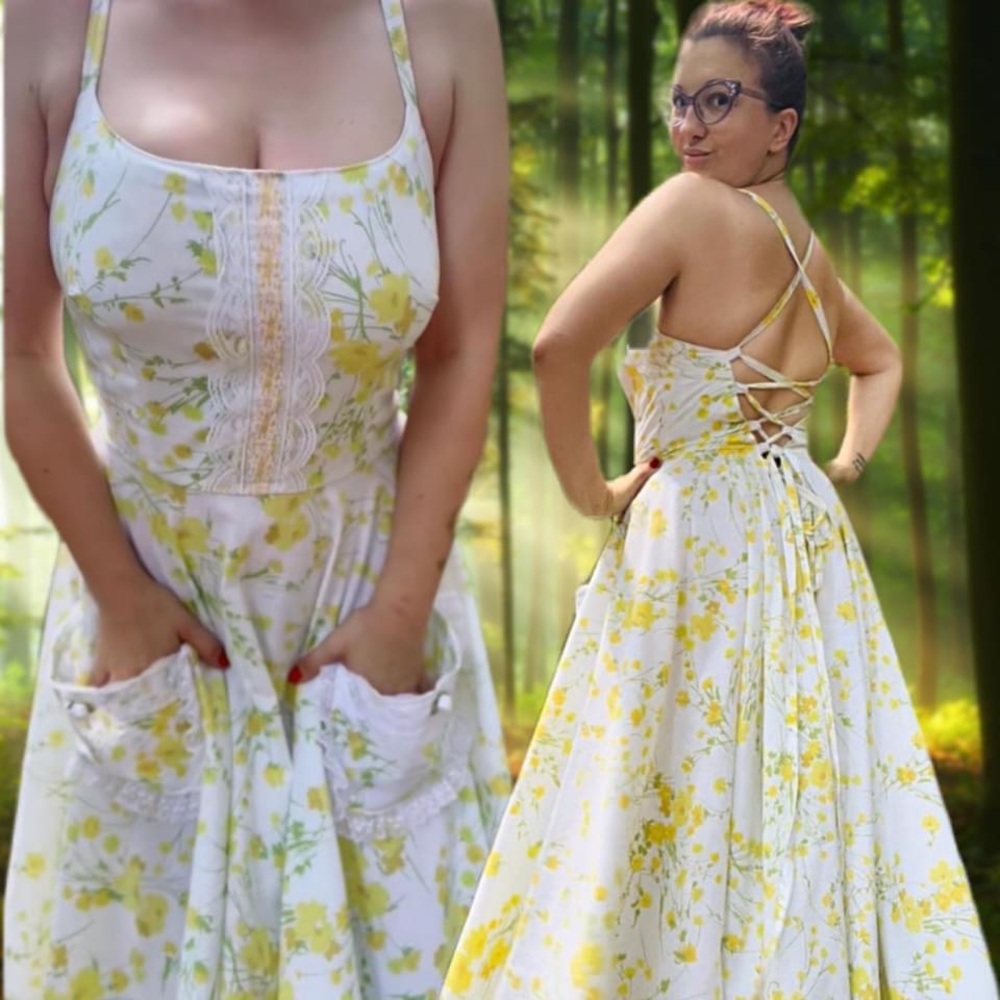 Yellow Floral & Lace Cottagecore Backless Vintage Bedsheet Dress w/Pockets